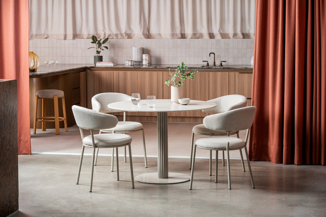 Amara Dining Table Grigio/ Matte Tofu
