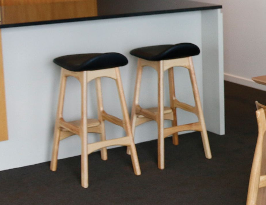 Scandi Stool - Natural - Black Leather