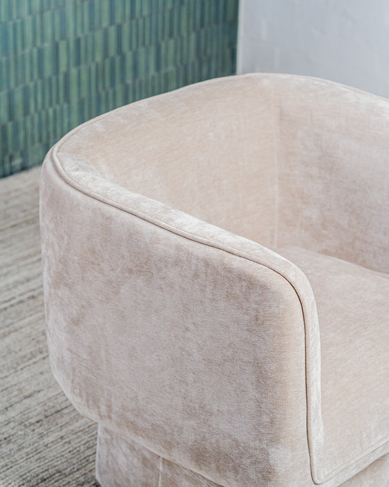Chavelle Swivel Occasional Chair Latte