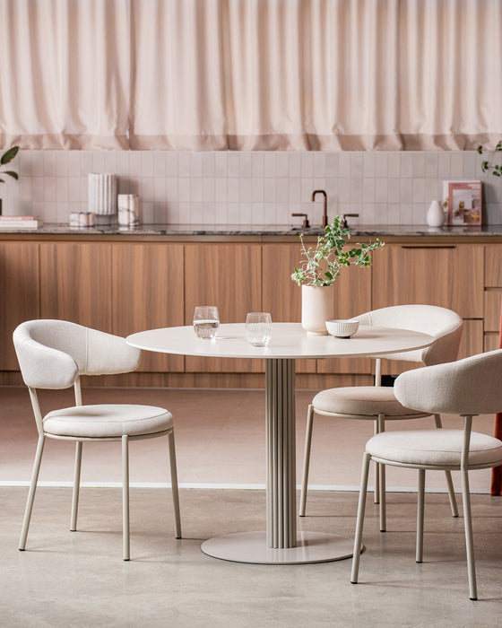 Amara Dining Table Grigio/ Matte Tofu
