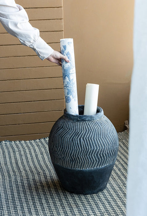 Carmoo Grey Textured Pot