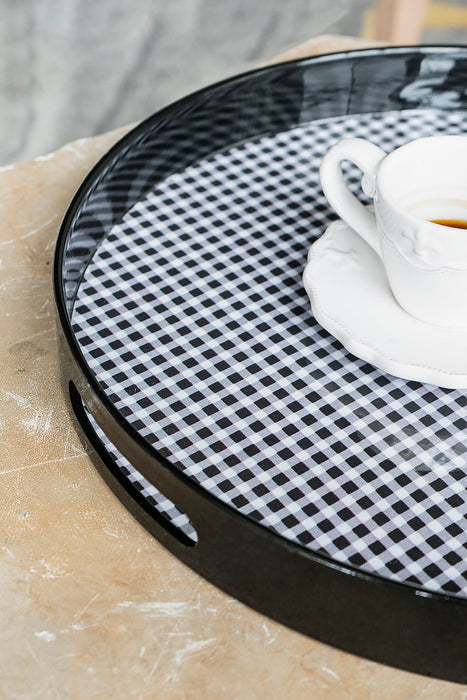 Set of 2 black and grey plaid motif round trays