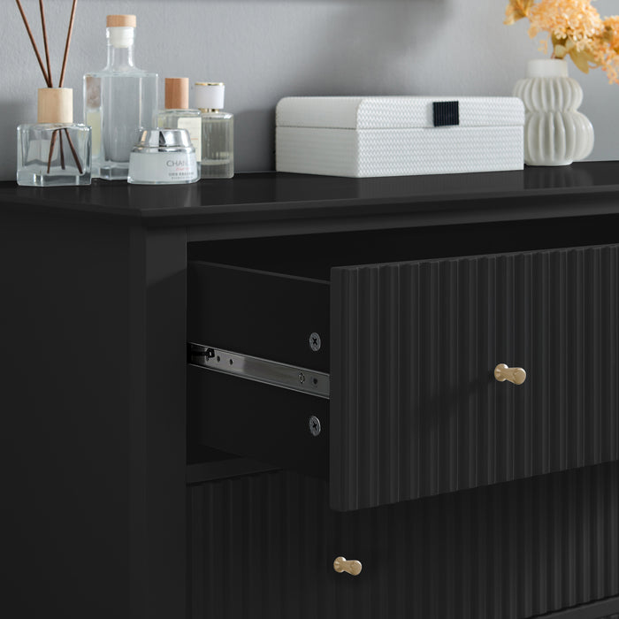 Zara Fluted 3 Drawer Chest - Black