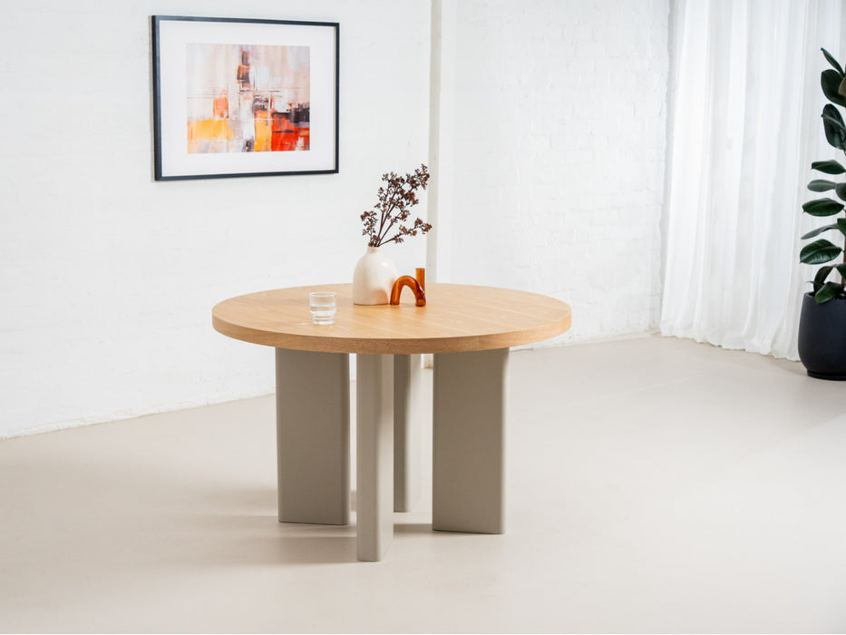 Westin Round Dining Table Oak / Grey