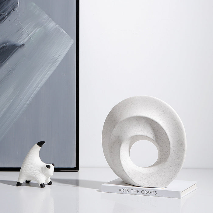Nura Ring Hole Ceramic Ornaments (CFD-D23010)
