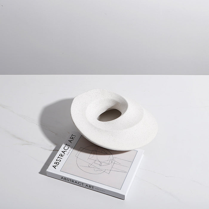 Nura Ring Hole Ceramic Ornaments (CFD-D23010)