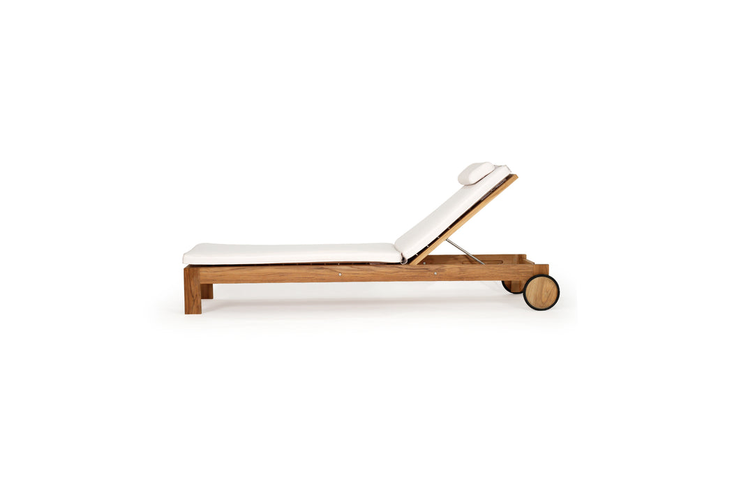 Barcelona Sunlounger