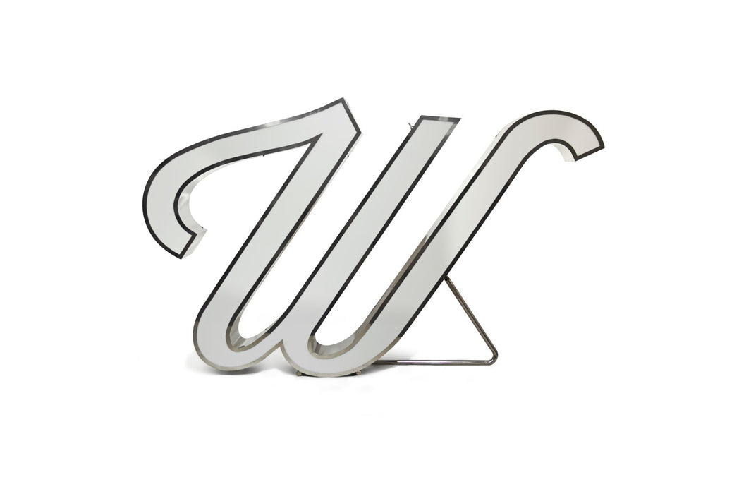 Letter W Graphic Lamps