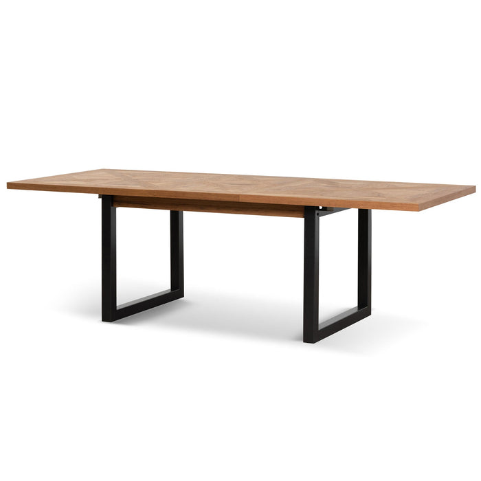 CDT6642-VN 6-8 Seater Extendable Dining table - European Oak