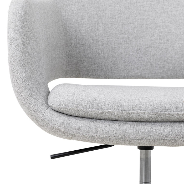 Elaro Occasional Meeting Chair w/ Castors