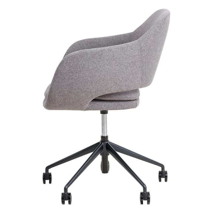 Elaro Occasional Meeting Chair w/ Castors