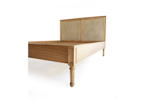 Harrison Cane Queen Bed Weathered Oak - Low End