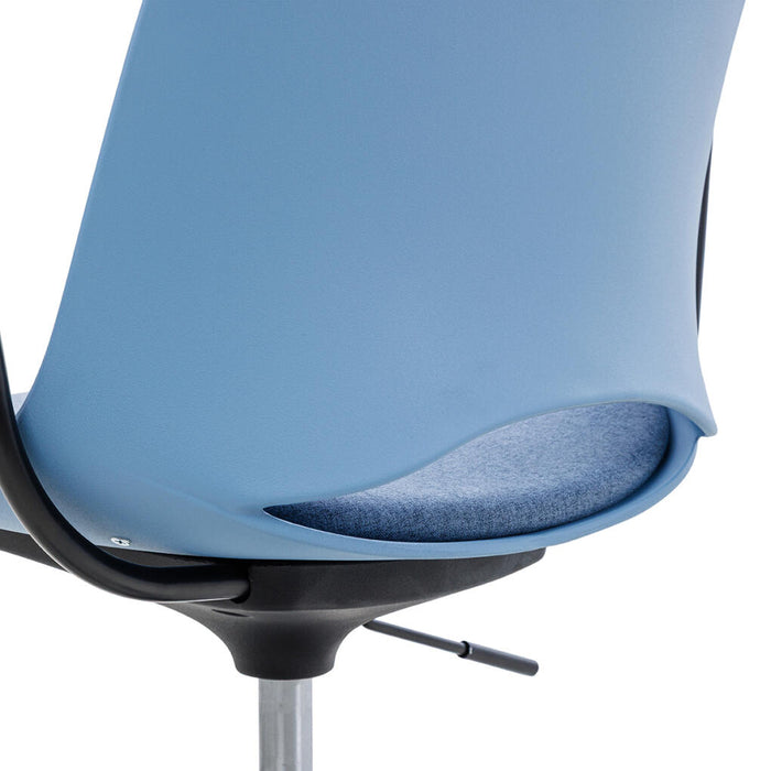 Vista Swivel Chair with Seat Pad