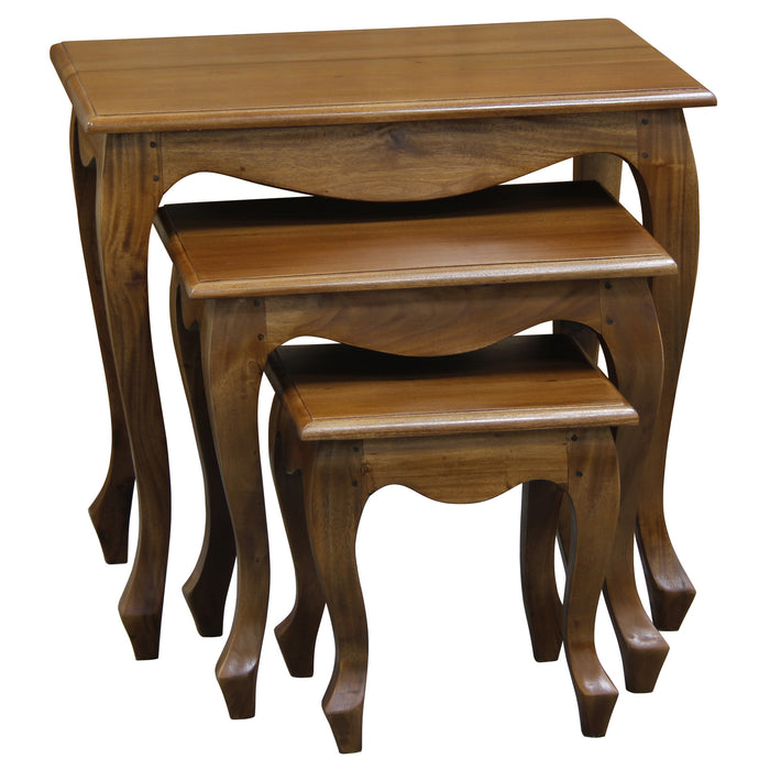 Queen Anne Nesting Table - Set of 3 (Light Pecan)