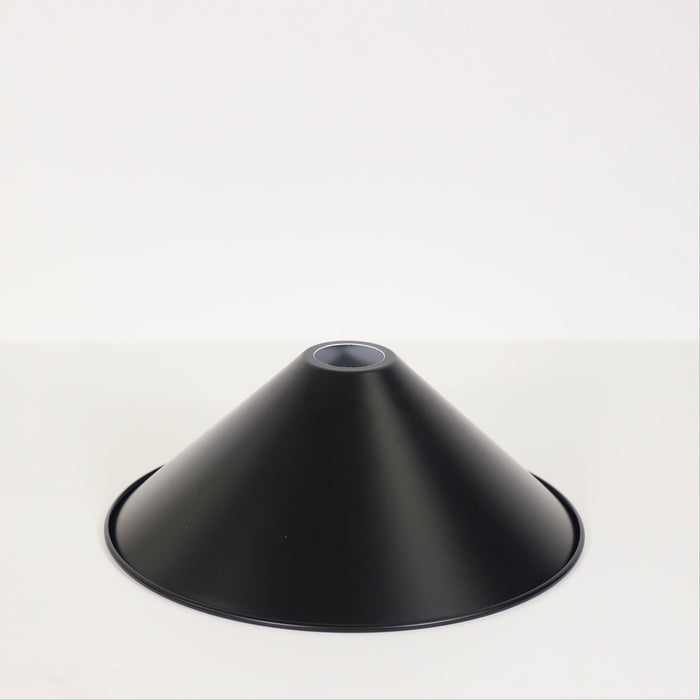 Victoriana 30 Black Light