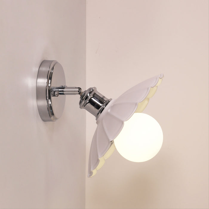 Brolli.25 White Lamp