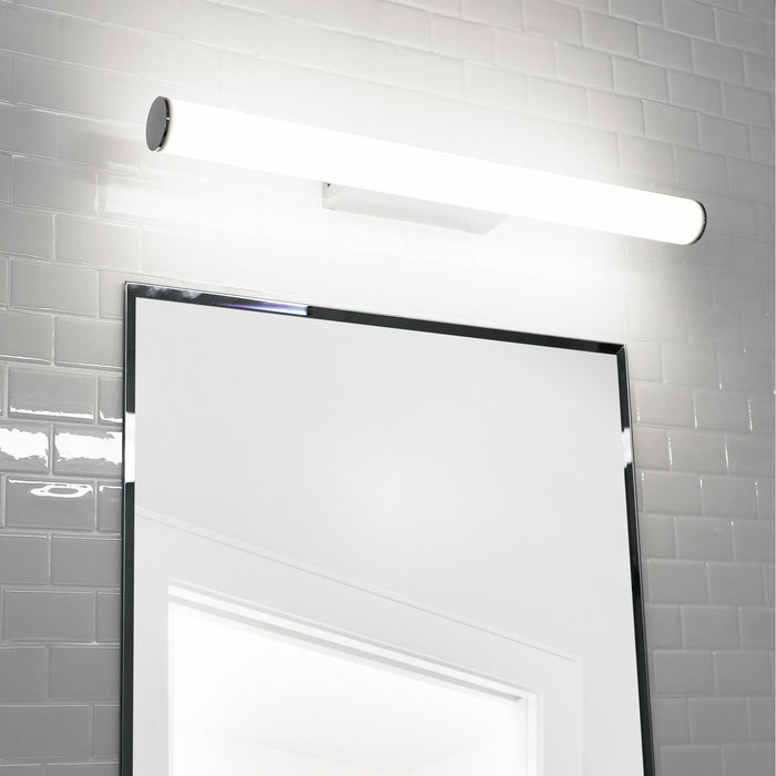 Trella.60 Chrome Wall Light
