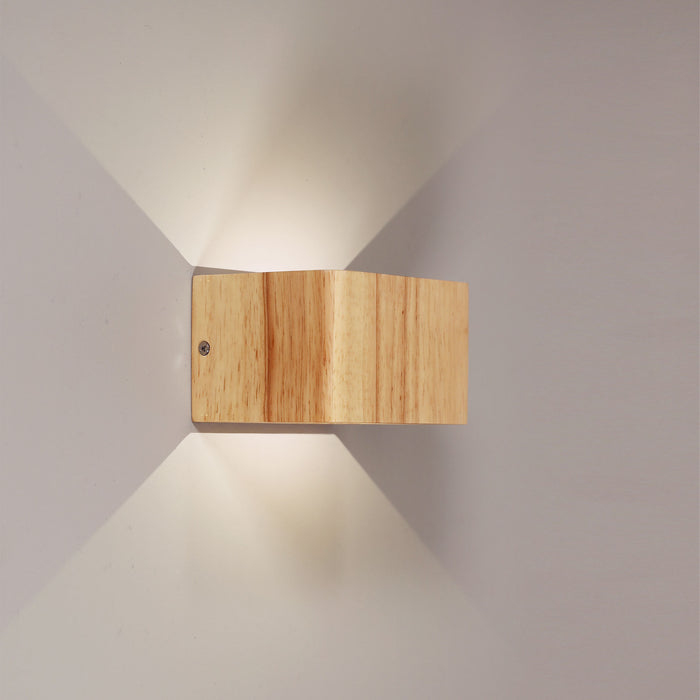 Vidar Wall Light