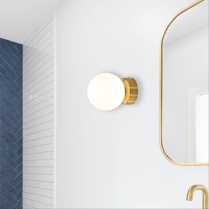 Globo G9 Satin Brass Wall Light