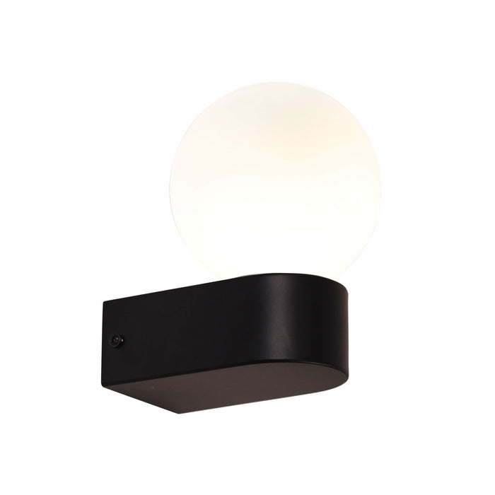 Minne Black Wall Light