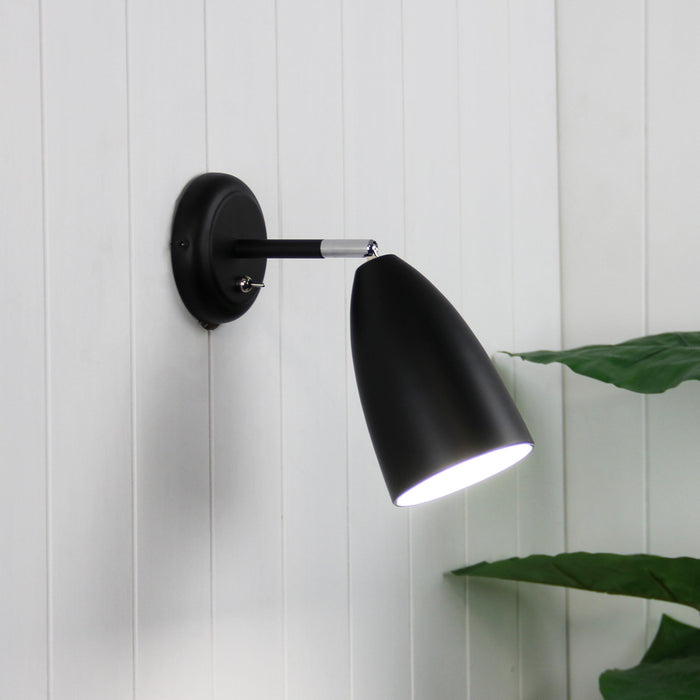 Salem W Switch - Black Wall Light