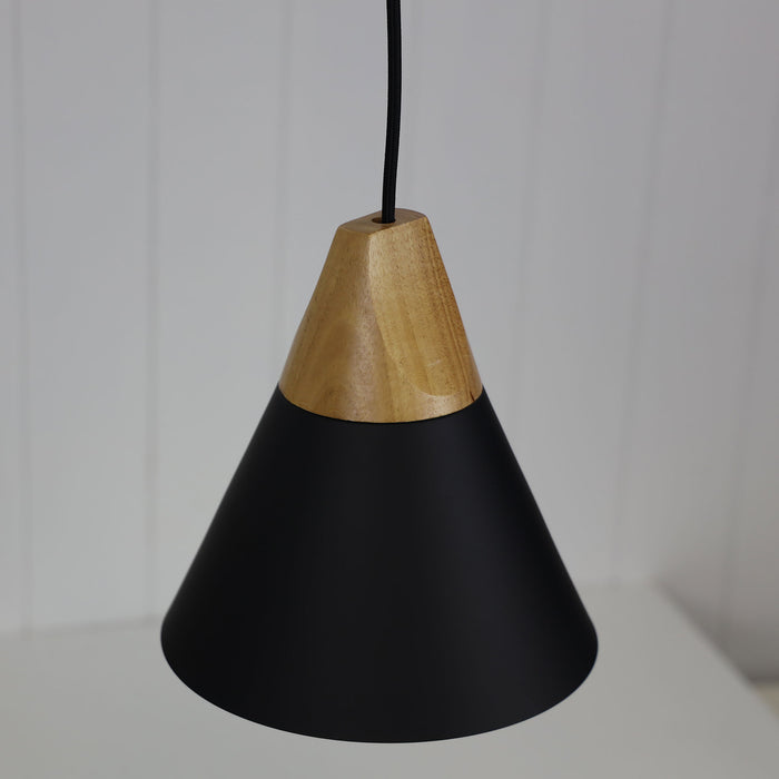 Trigo.20 - Black Pendant