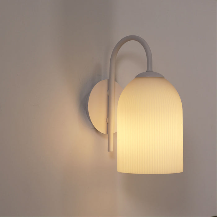 Arley Wall Light White