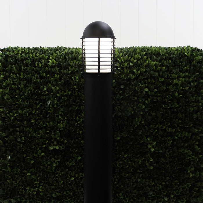 Velika In-Ground Bollard