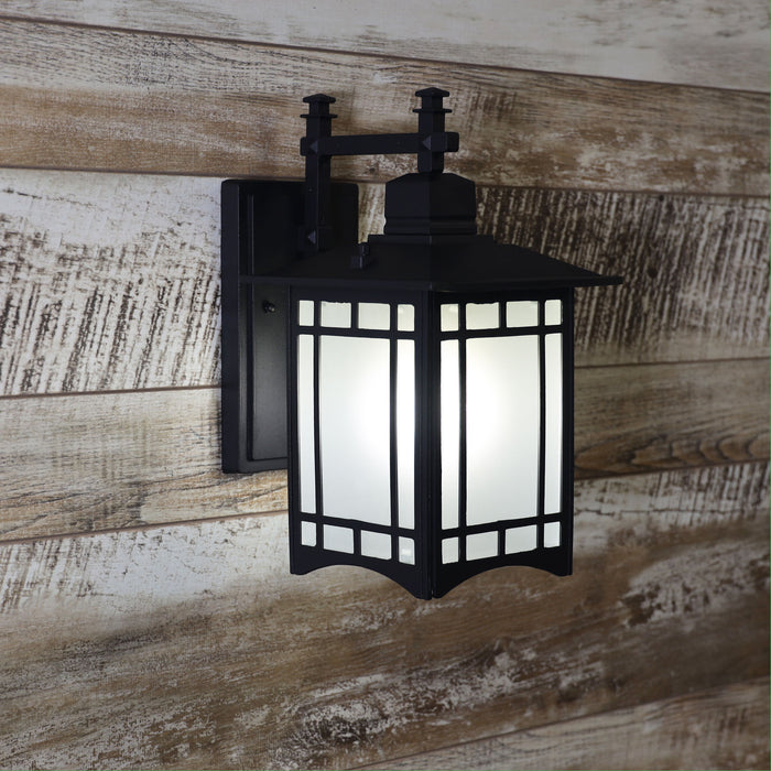 Horsham Lantern