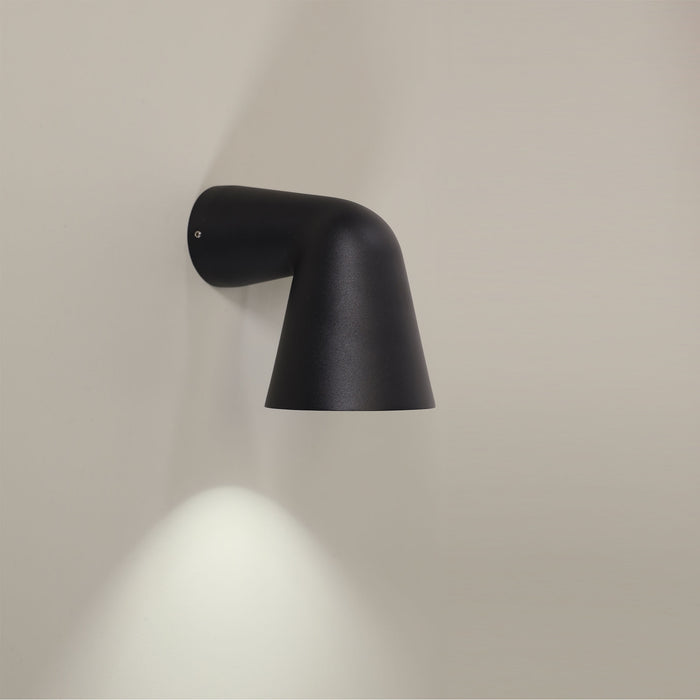 Voto Black Wall Light