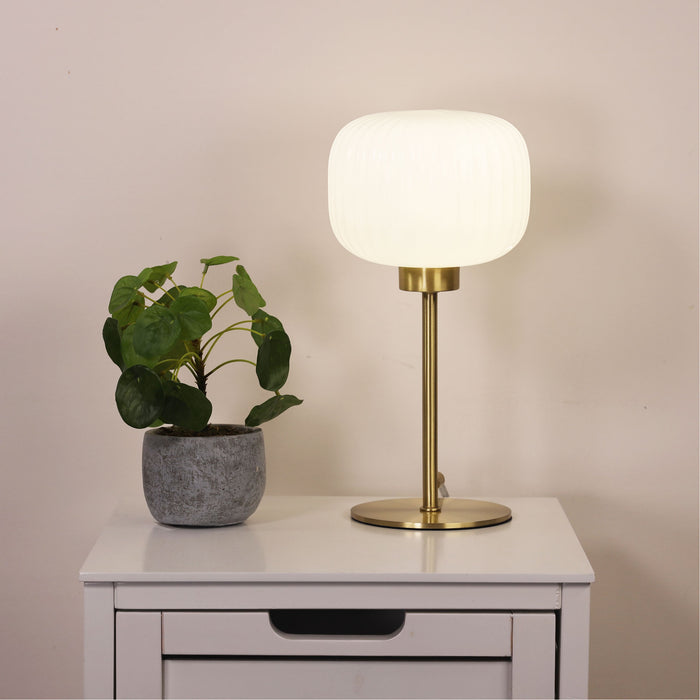 Alto Opal Table Lamp