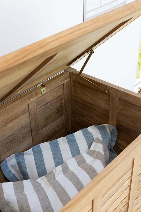 Pablo Outdoor Storage Chest