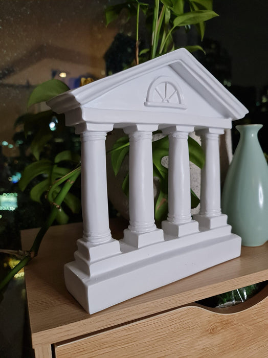 Templum Saturnia Temple Sculpture