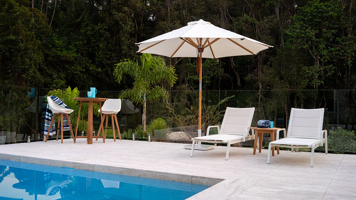 Roberto Outdoor Sunlounger