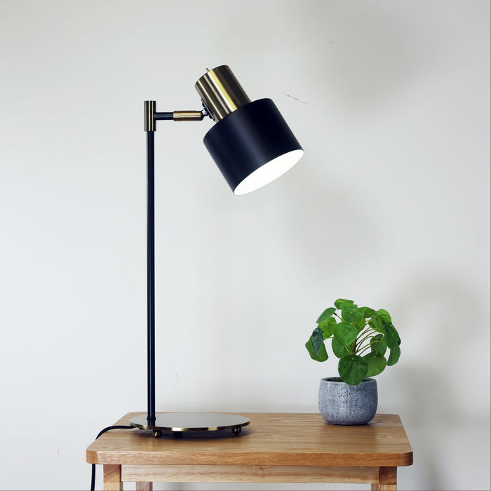 Ari Desk Lamp Ab