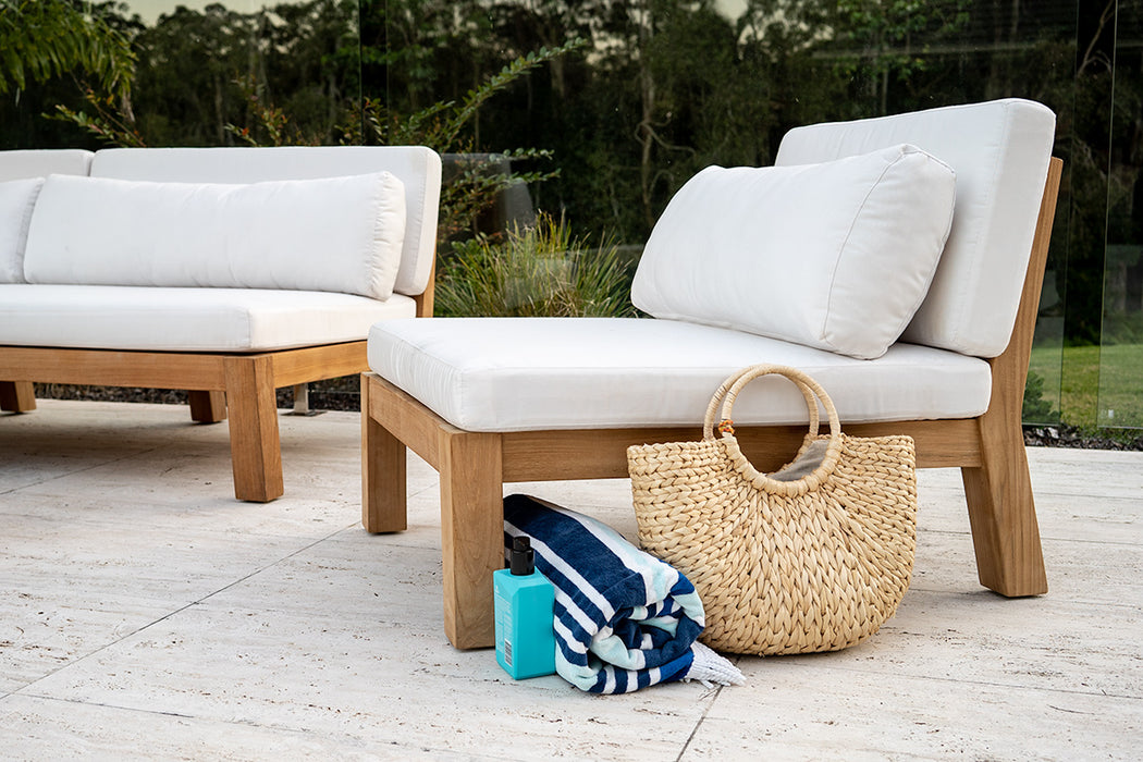 Whitehaven Outdoor Armless Single
