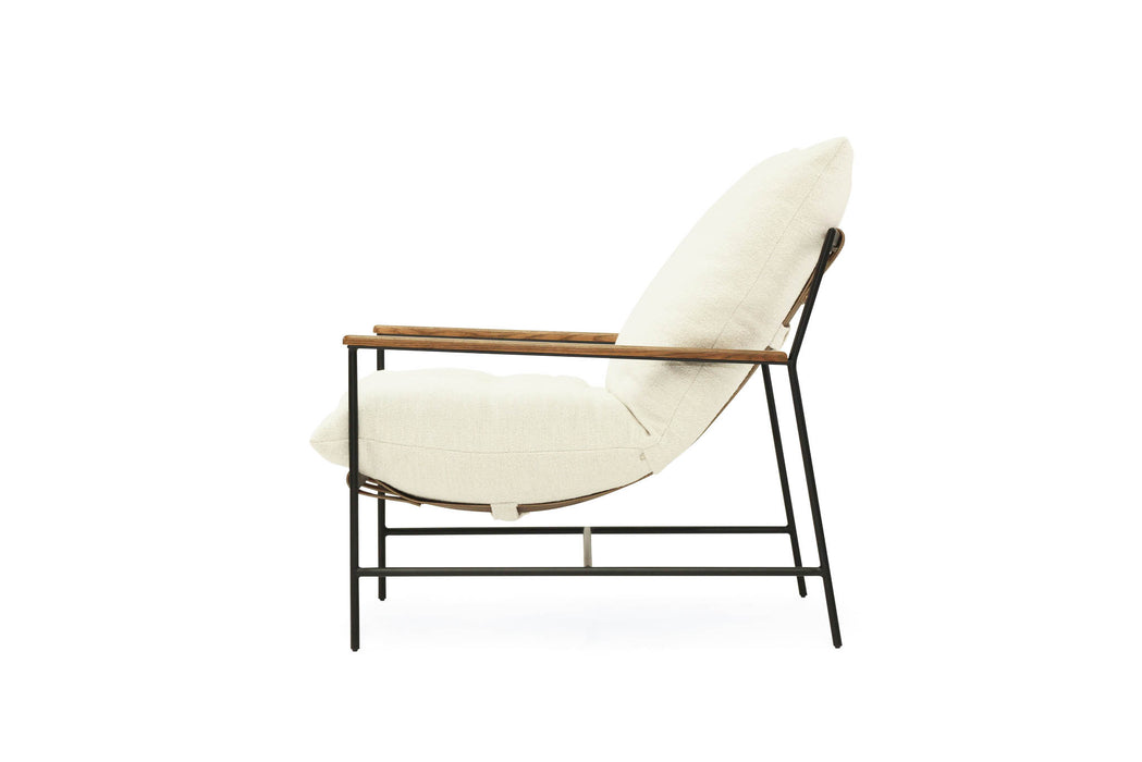 Winston Armchair - Cloud - Linen Black