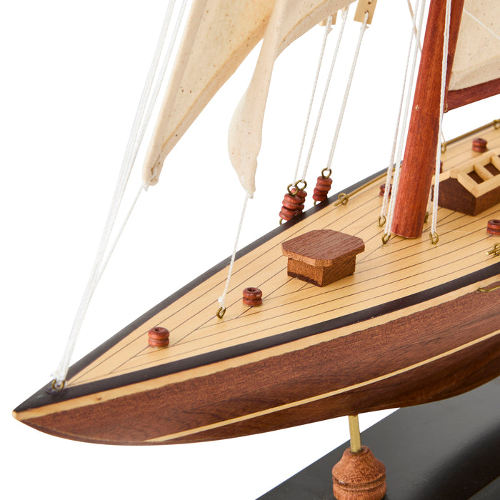 Shamrock Yacht, 50cm - Wood