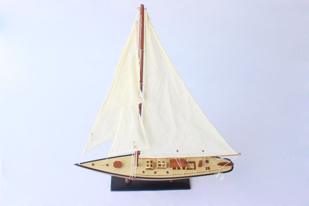 Shamrock Yacht, 50cm - Wood