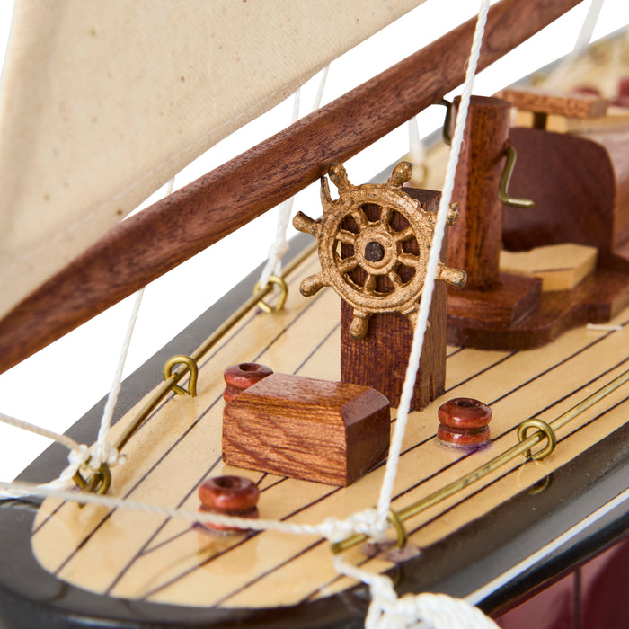 Endeavour Yacht, Black/Red - Wood