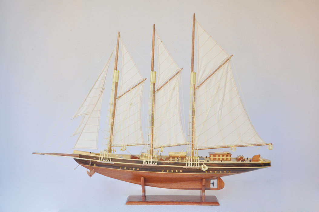 Atlantic Yacht, 70cm