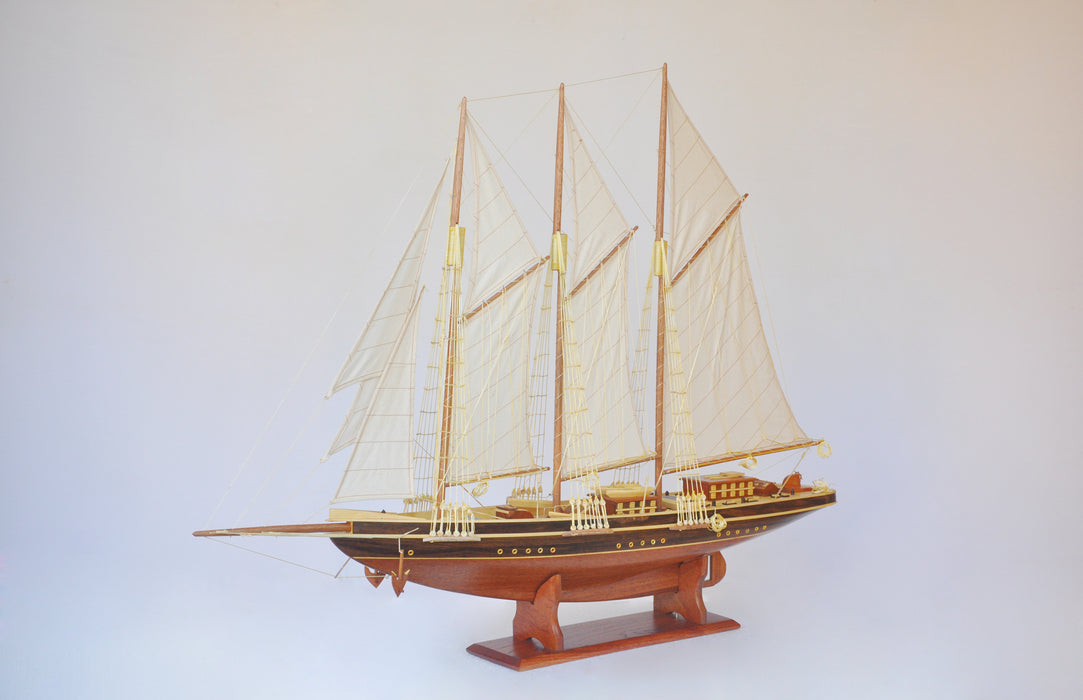 Atlantic Yacht, 70cm