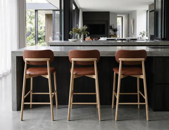 Oskar Bar Stool - Natural - Retro Brandy PU - 75cm Seat Height (Bar Bench Height), Leather