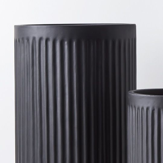 Pot Pleat Cylinder Tall (Set of 2) Black (FI9224BK)