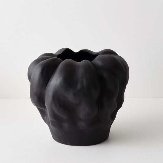 Pella Pot - Black