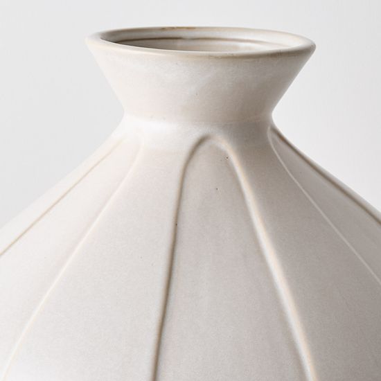 Donetto Pot - White (FI10684WH)