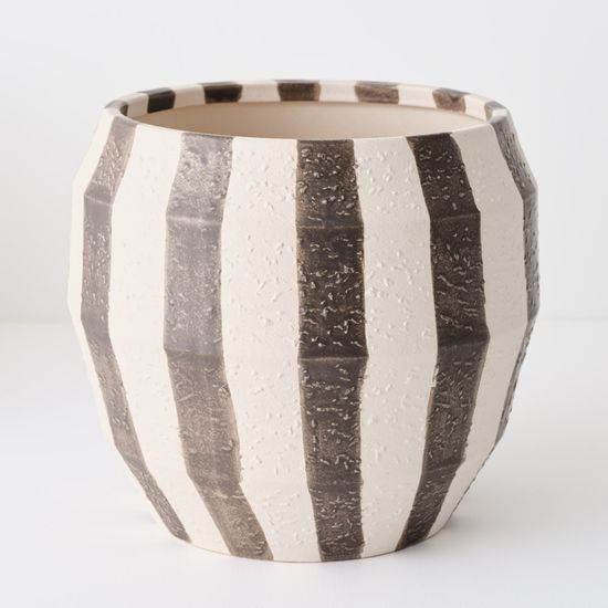 Oreio Pot - Chocolate Brown