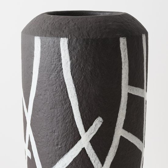 Takumi Vase - Domino