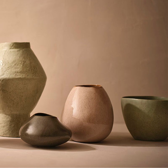 Kenji Pot - Lichen, 24cml x 24cmw x 18cmh