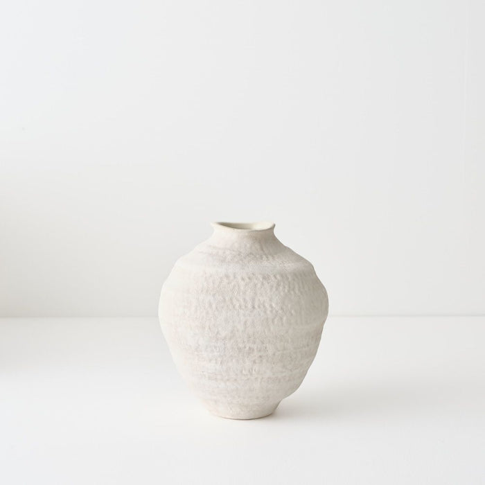 Sierra Pot - Linen, 19cml x 18cmw x 22cmh